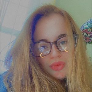 Meet your Posher, Sophy